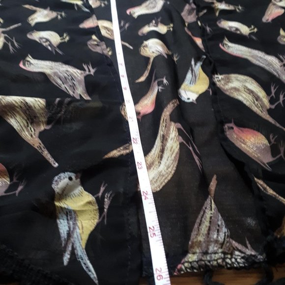 Sheer bird print tassel kimono/shrug - Picture 4 of 5